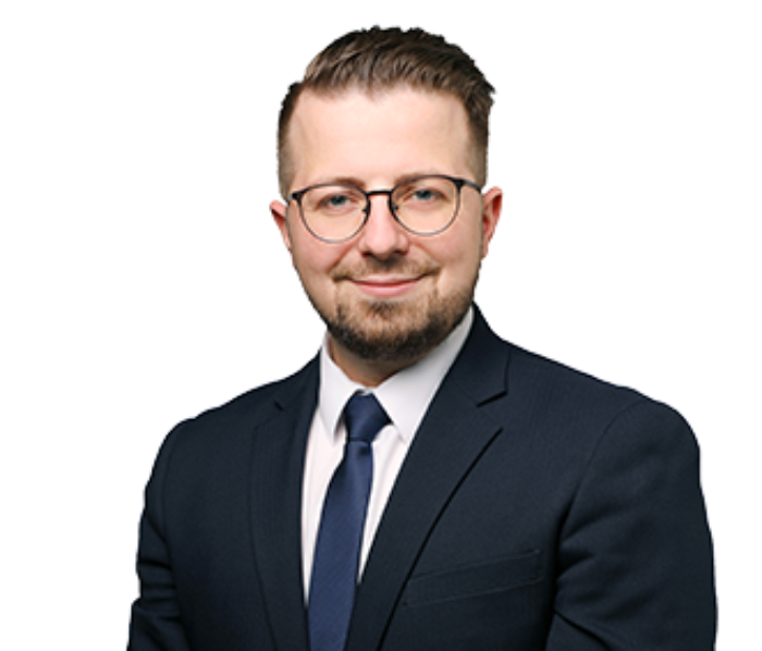 Portrait von Bank BSU Mitarbeiter Selmani Shpejtim